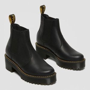 Dr Martens 
ROMETTY WYOMING LEATHER PLATFORM CHELSEA BOOTS